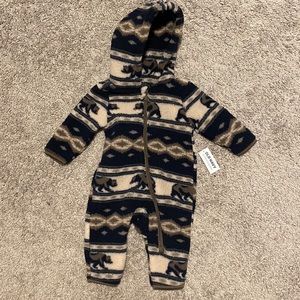 Old Navy cozy Sherpa One Piece 💙